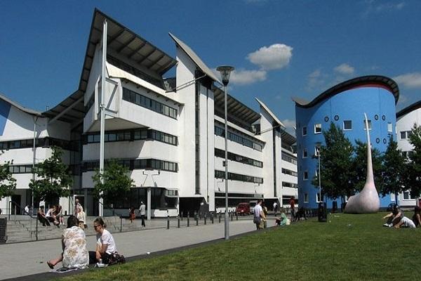 Why MBA at University of East London is a Good Choice